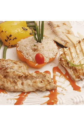 A variety of fresh whitefish including Black Cod, Halibut, and Rockfish, presented as a sampler pack.